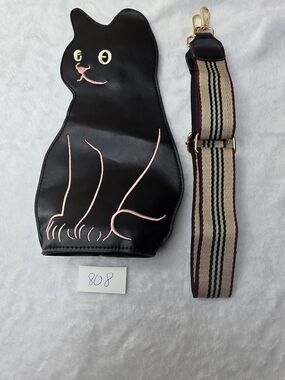 Black Cat Crossbody Bag with Pink Embroidery - Stylish Pet-Themed Accessory